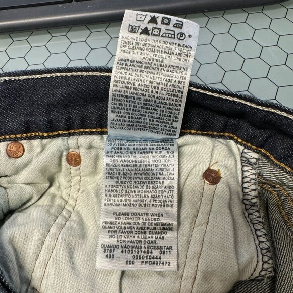 Levis 501 Jeans Mens 38 x 34 Blue Dark Wash Straight Leg Button Fly Denim - Picture 10 of 10